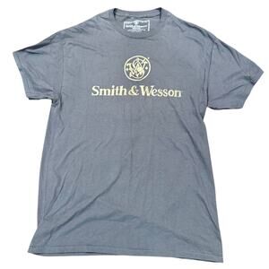 Smith & Wesson Gray Distressed Stacked Graphic Logo Short Sleeve Shirt Medium